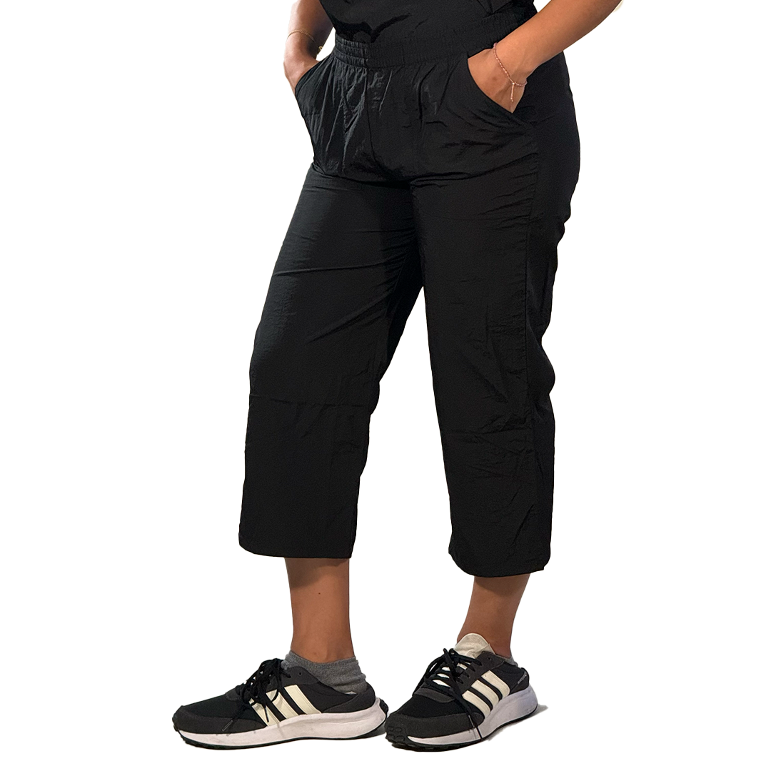 Black 3/4 Capri Pant by Jim Jump